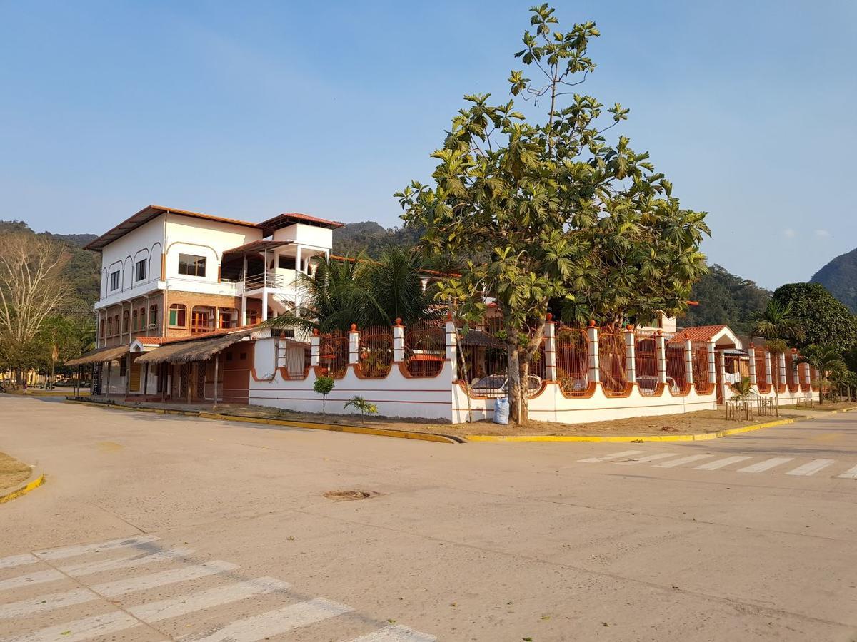 Hotel Takana Rurrenabaque Bagian luar foto